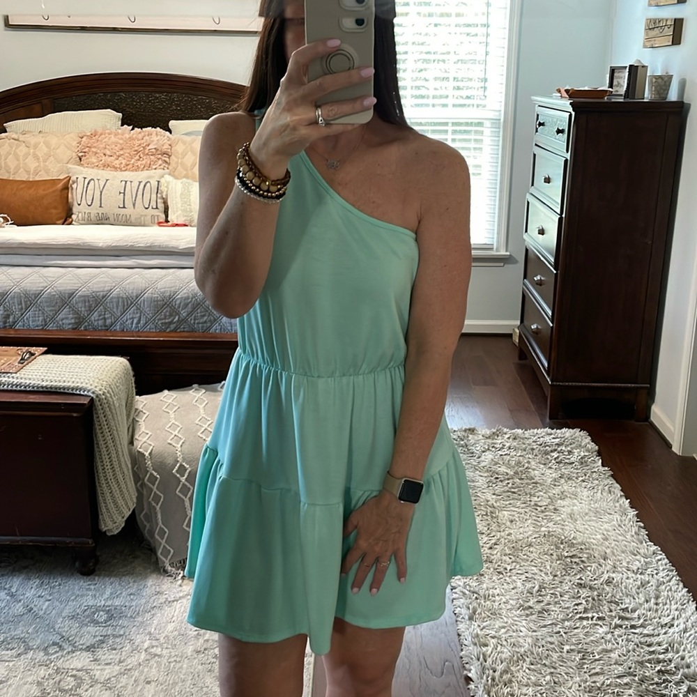 NWT Pink Lily One Shoulder Mint Green Ruffled Dress Size M